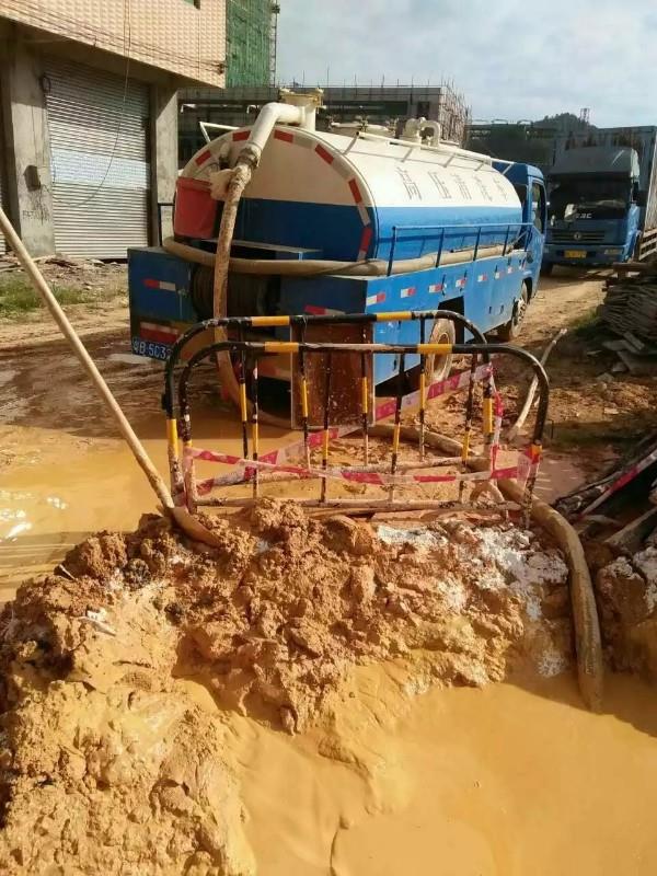 翠屏工地淤泥清淤